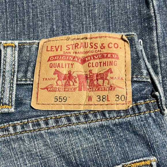 Levis 559 Mens Jeans Size 38 Relaxed Straight Leg Medium Wash Denim Blue Jeans - Picture 8 of 11